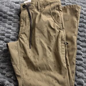 Men's 686 Tan Patterned Pants